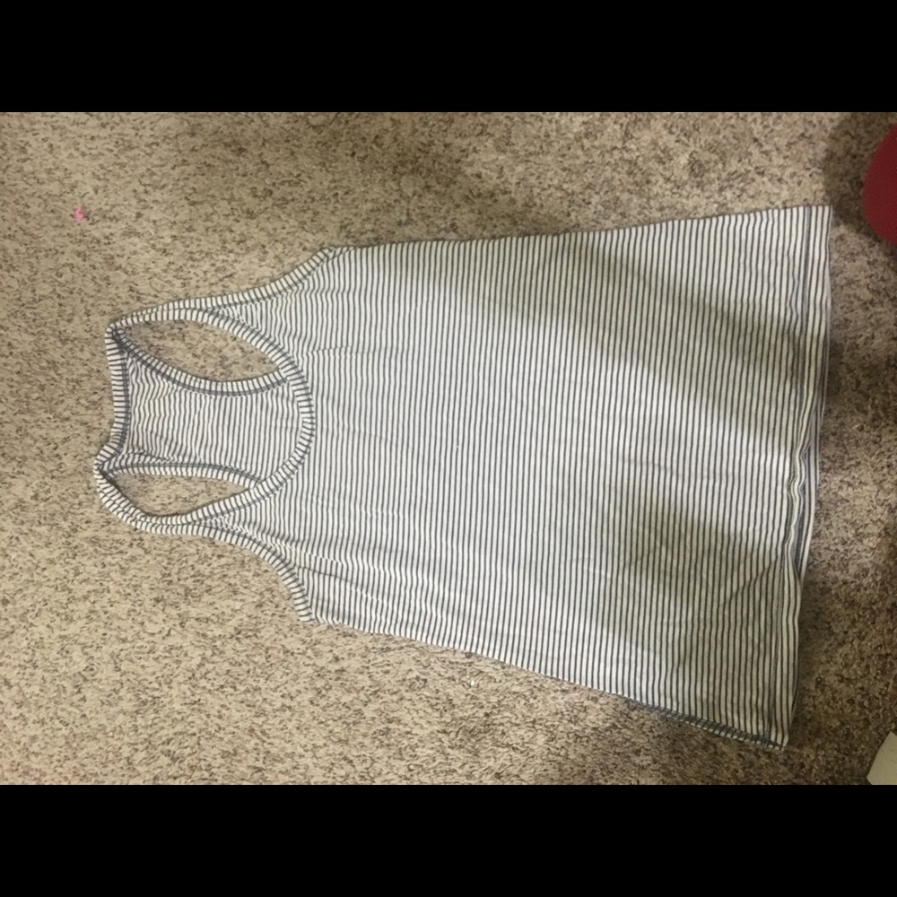Lululemon tank